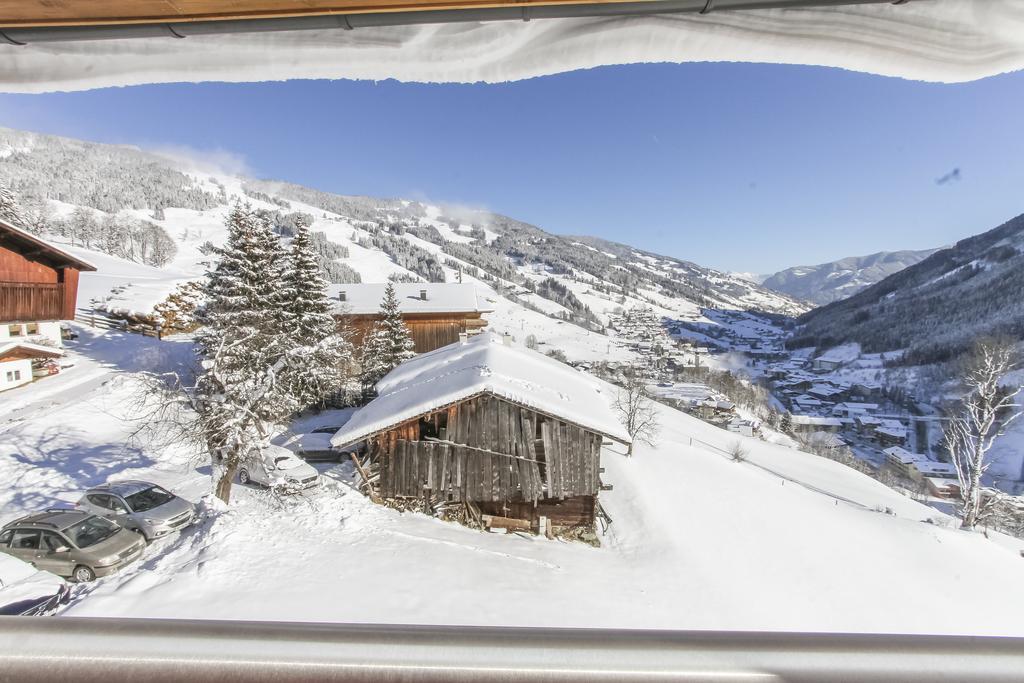 Apartamento Eberharthof Saalbach-Hinterglemm Exterior foto